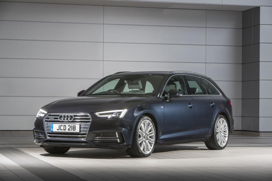  Audi A4 Avant 2.0 TDI Quattro S-Line (B9) 2015 года  (UK) (фото 1 из 2)